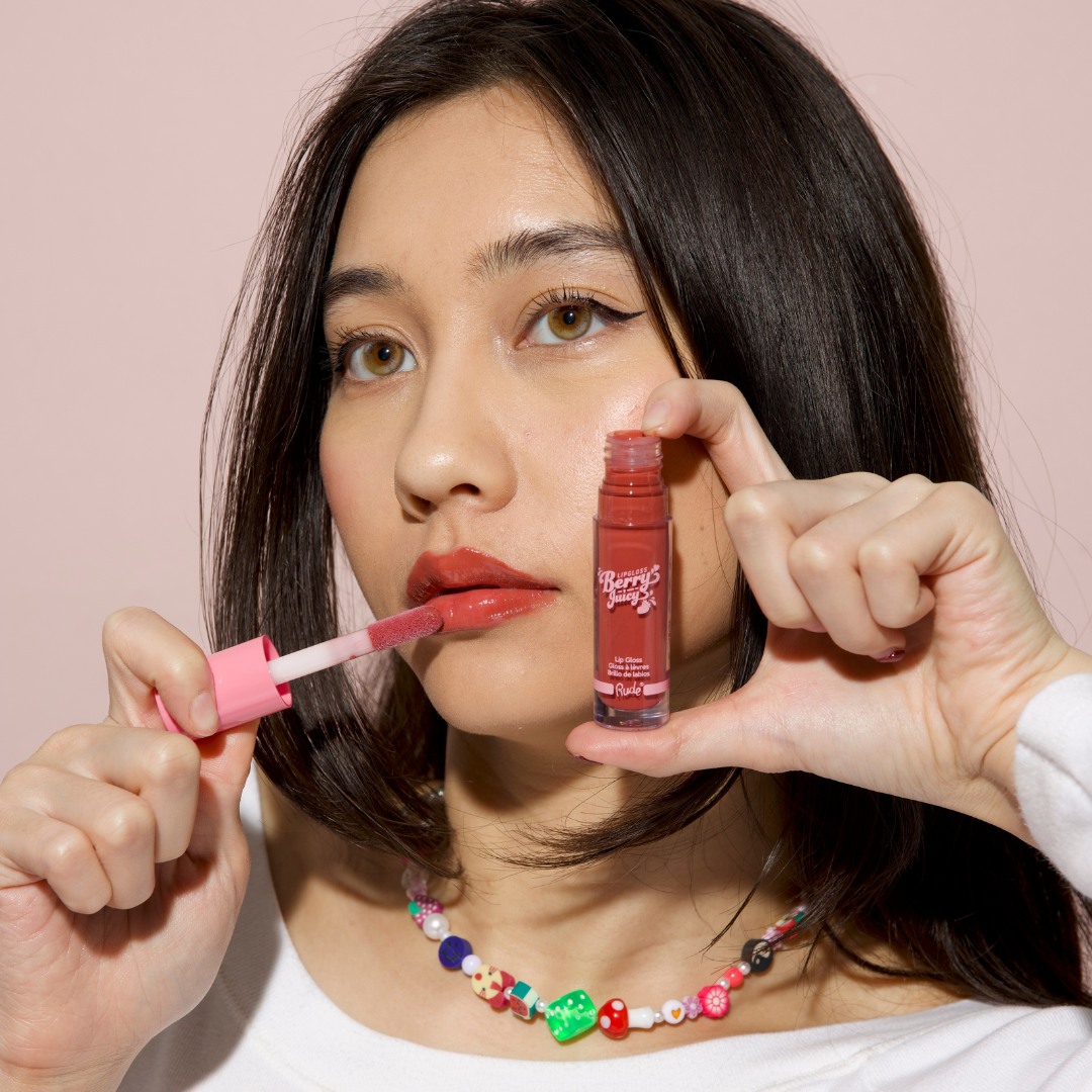 NUEVO Berry Juicy Lip Gloss