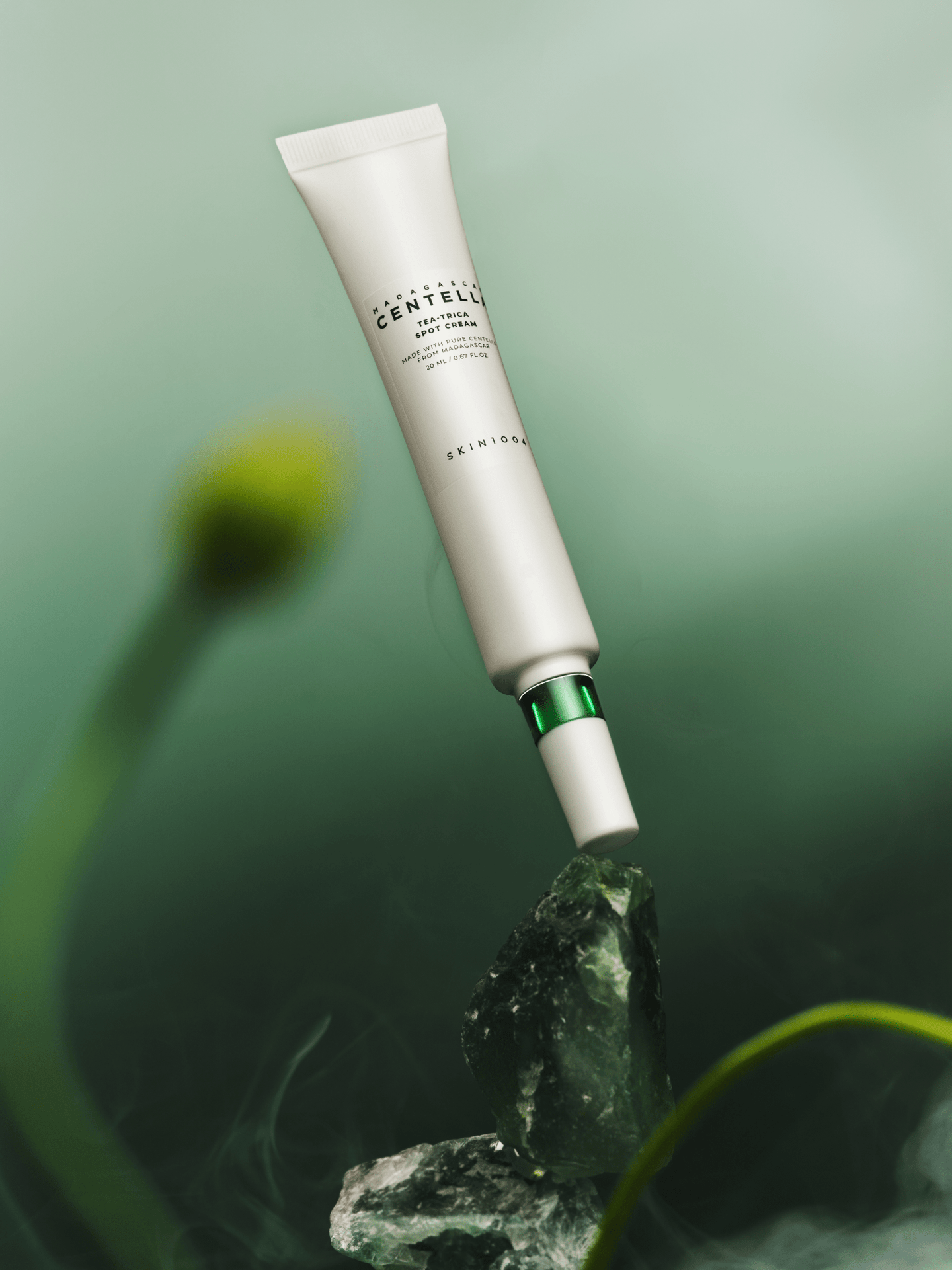 SKIN1004 Tea Trica Spot Cream
