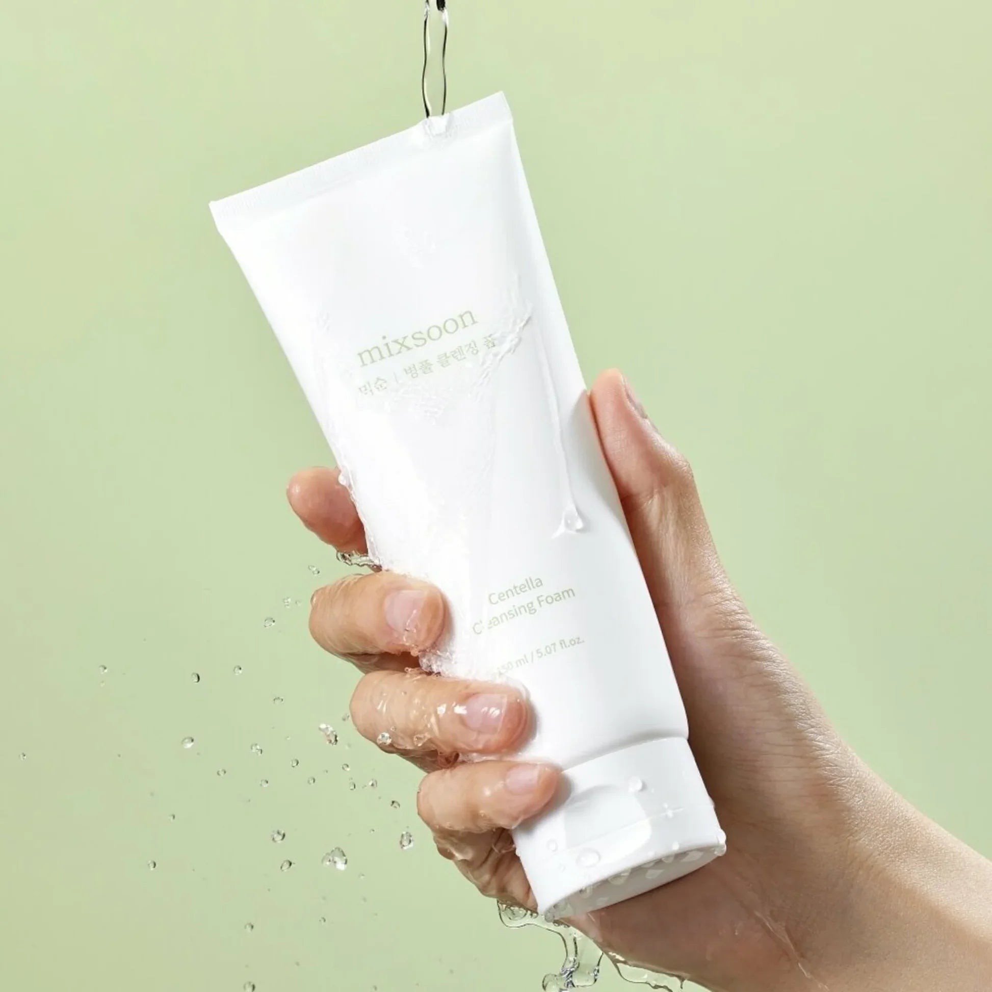 Centella Cleansing Foam Mixsoon