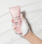 MEDICUBE PDRN Pink Niacinamide Whip Cleanser Limpiador
