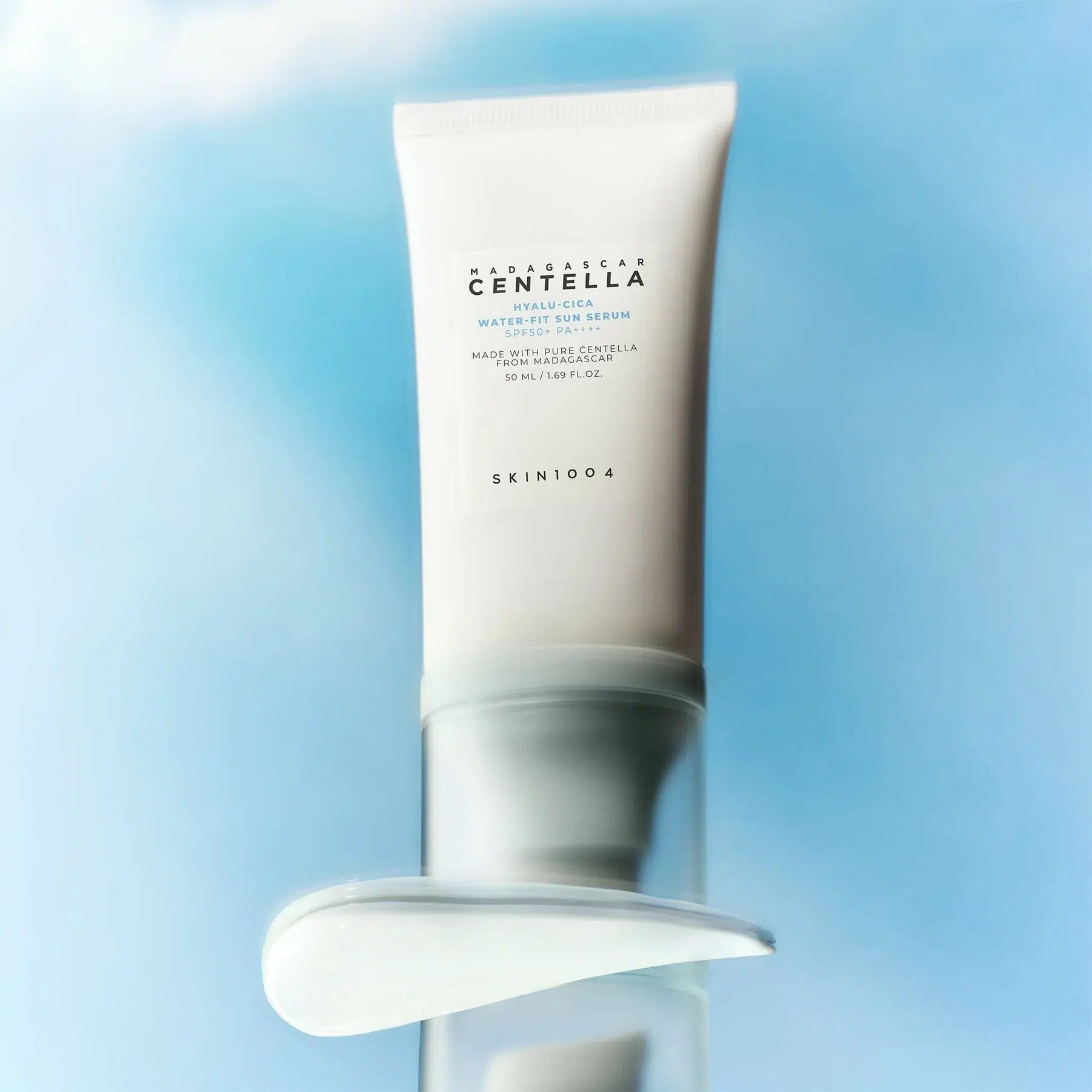SKIN1004 Madagascar Centella Hyalu-Cica Water-fit Sun Serum SPF 50+ y PA++++